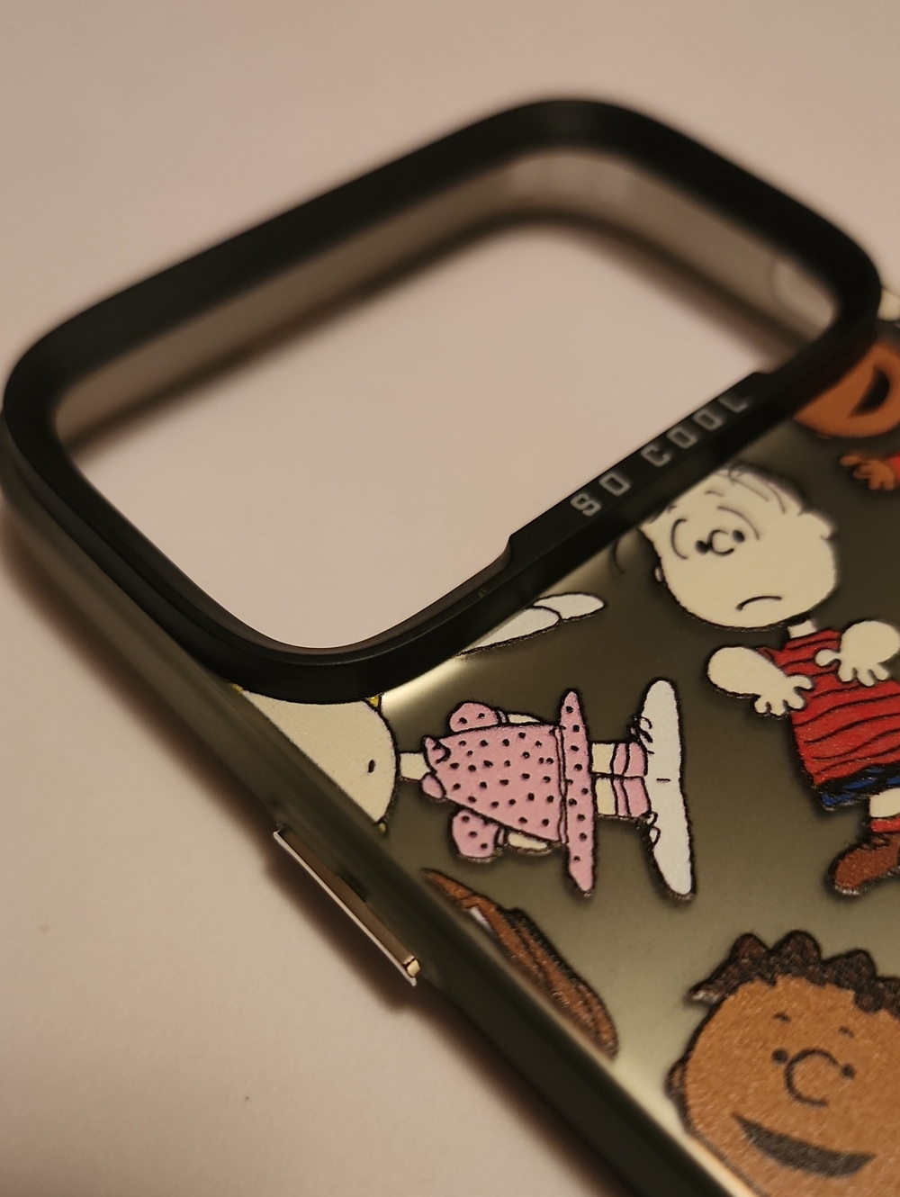 Brand new Apple IPhone 🍎 17 Pro Max Peanuts Snoopy soft Silicone Phone Case - Picture 5 of 6